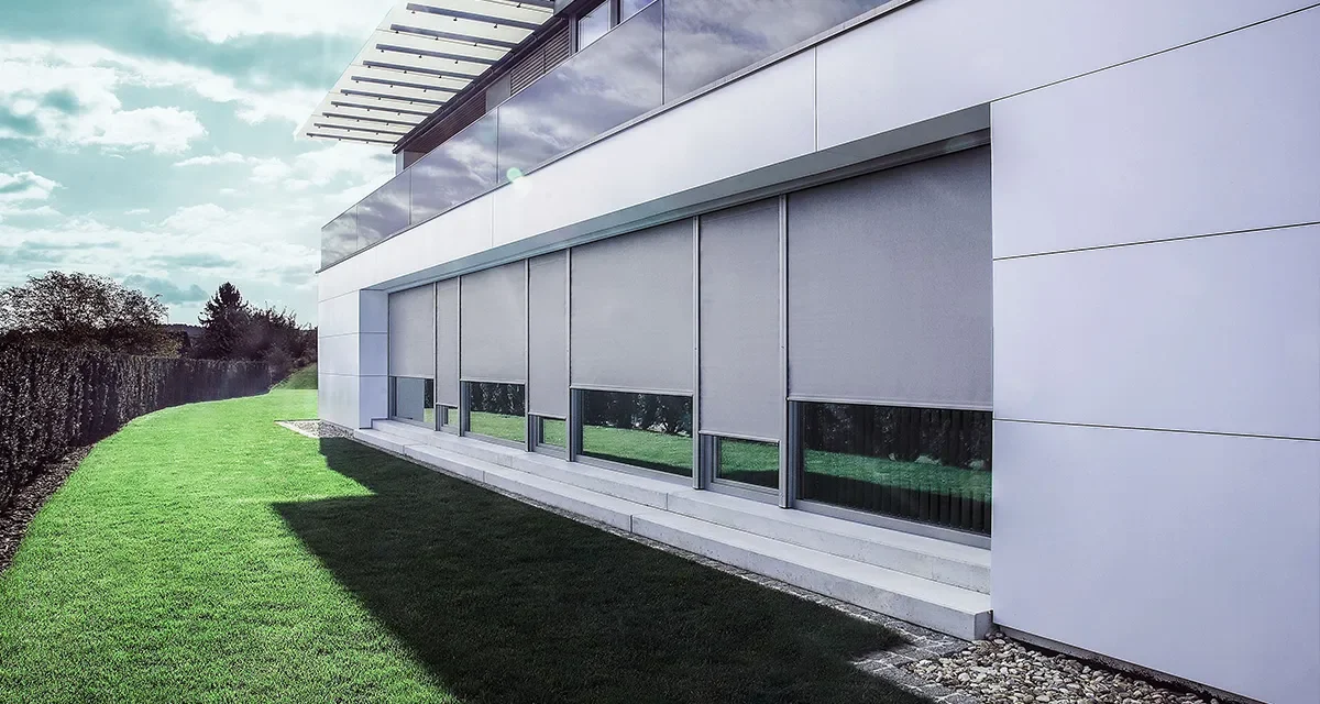 buitenzonwering_screens_sfeer1200_1 buitenzonwering_screens_sfeer1200_1